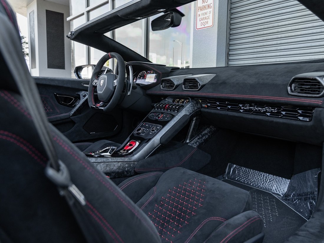 Cabriolet in Naples, FL 2 - 16485525