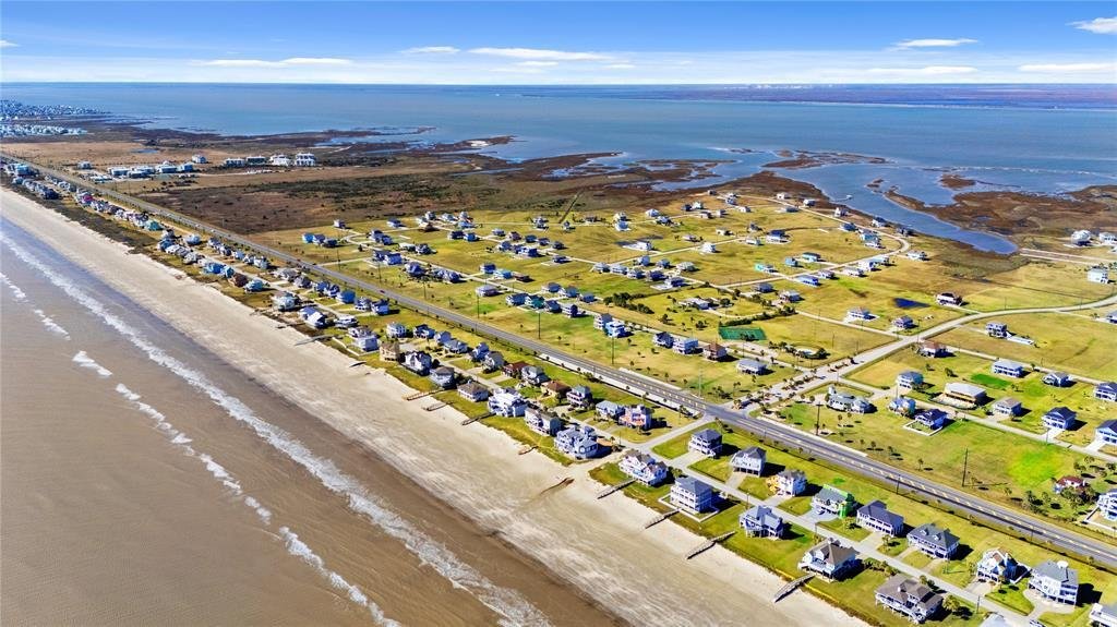 House in Galveston, Texas, United States 2 - 16510453