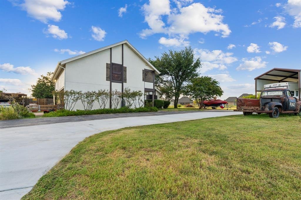 House in Weatherford, Texas, United States 2 - 16512895