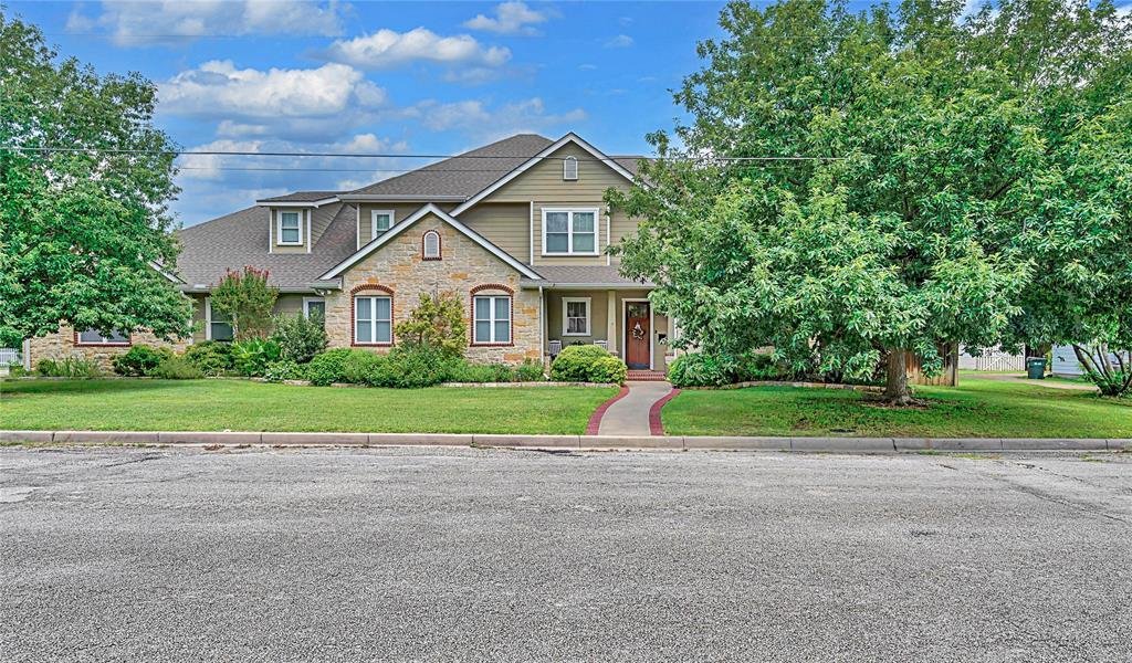 House in Clifton, Texas, United States 1 - 16513729
