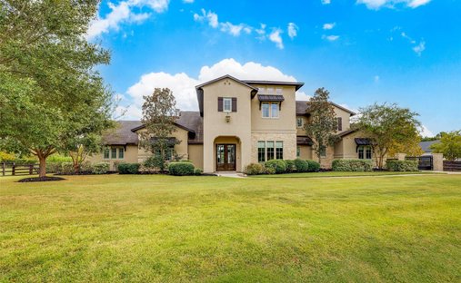 House in Tomball, Texas, United States 1