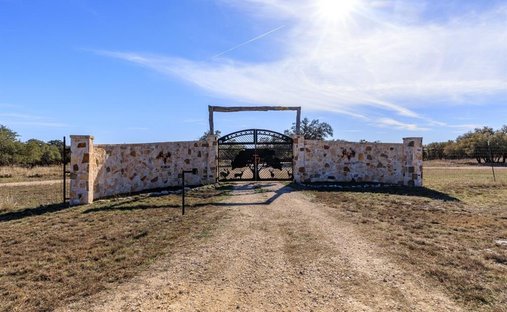 House in Mountain Home, Texas, United States 1