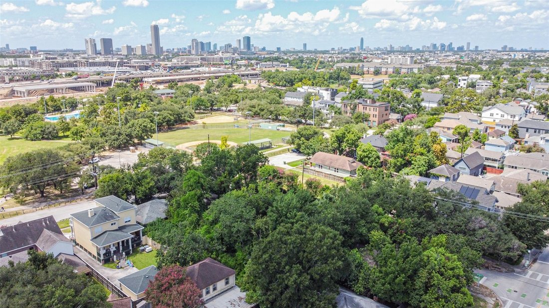 House in Houston, Texas, United States 3 - 16509256