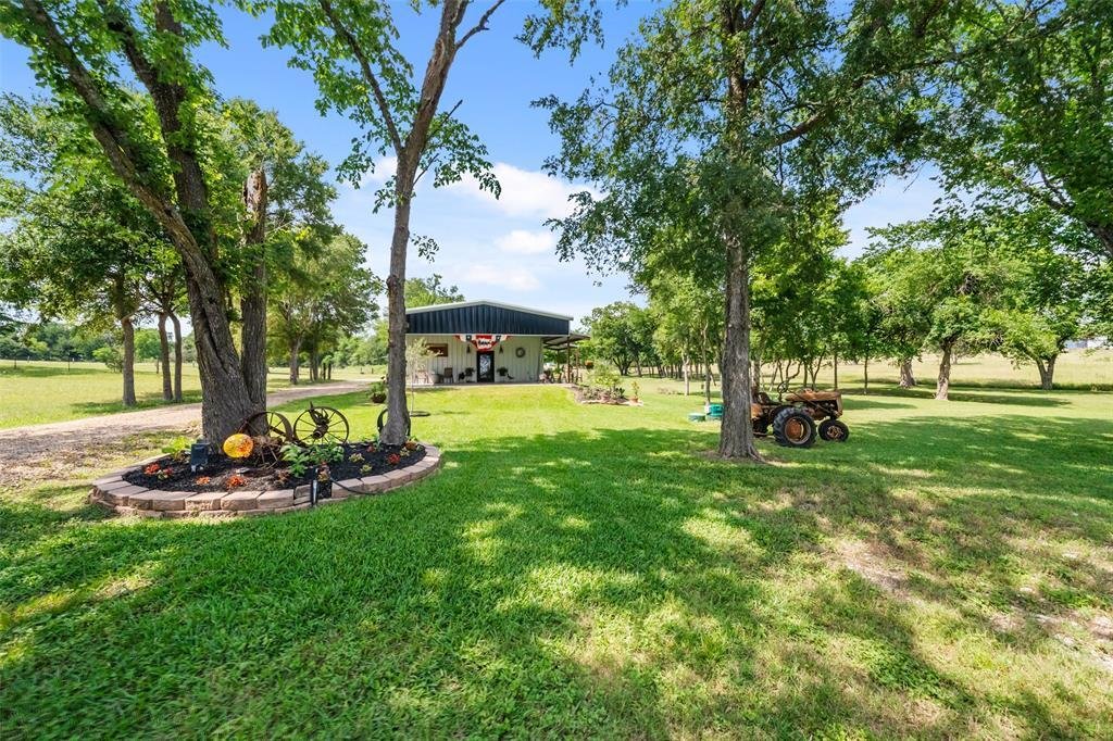 House in Navasota, Texas, United States 5 - 16509015