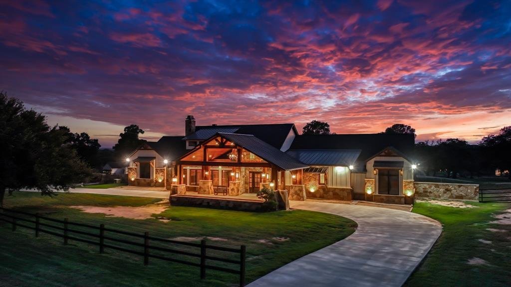House in Weatherford, Texas, United States 1 - 16511533