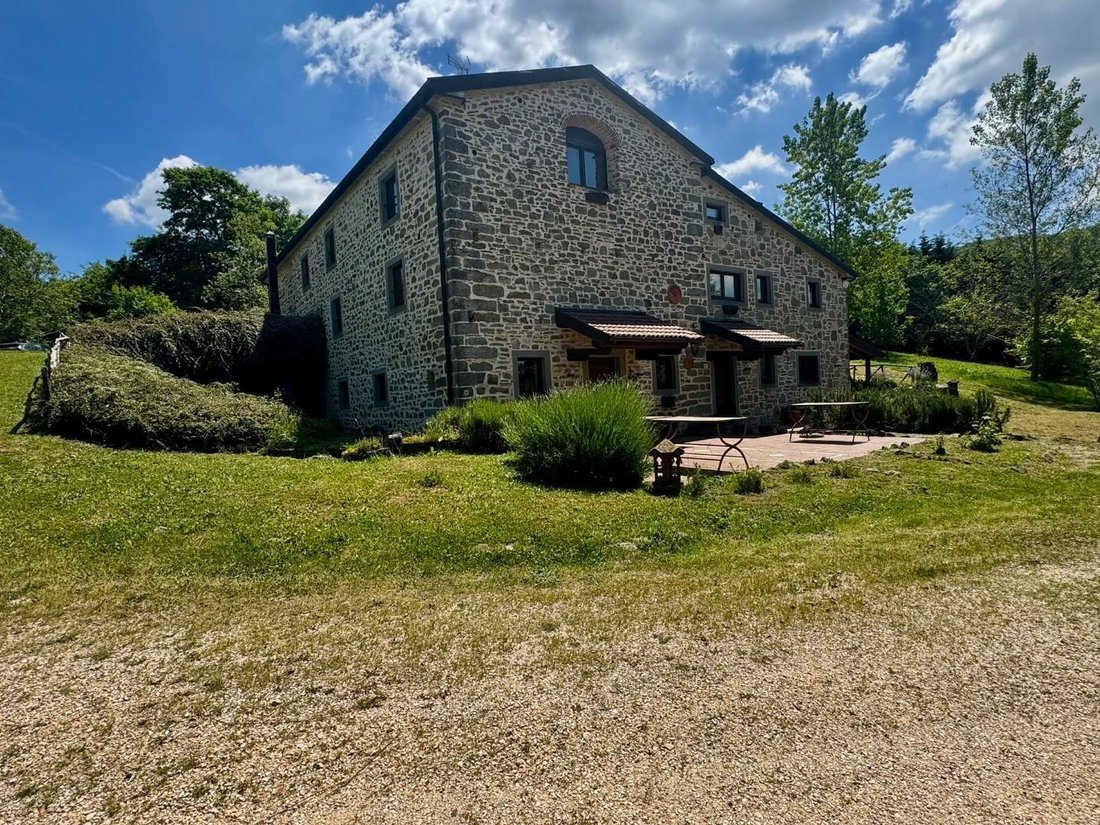 Farm Ranch in Firenzuola, Tuscany, Italy 2 - 16529079