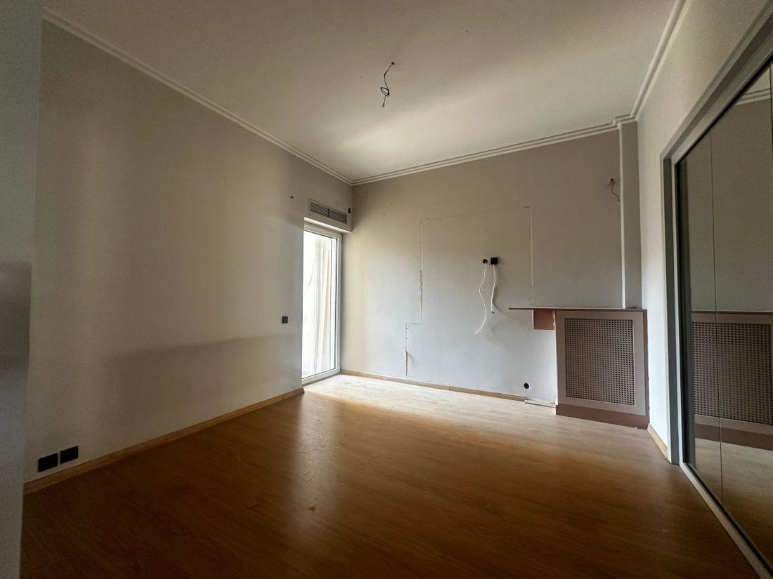 Apartment in Sunoikia Kolonakiou, 1st District of Athens, Athens 5 - 16530522