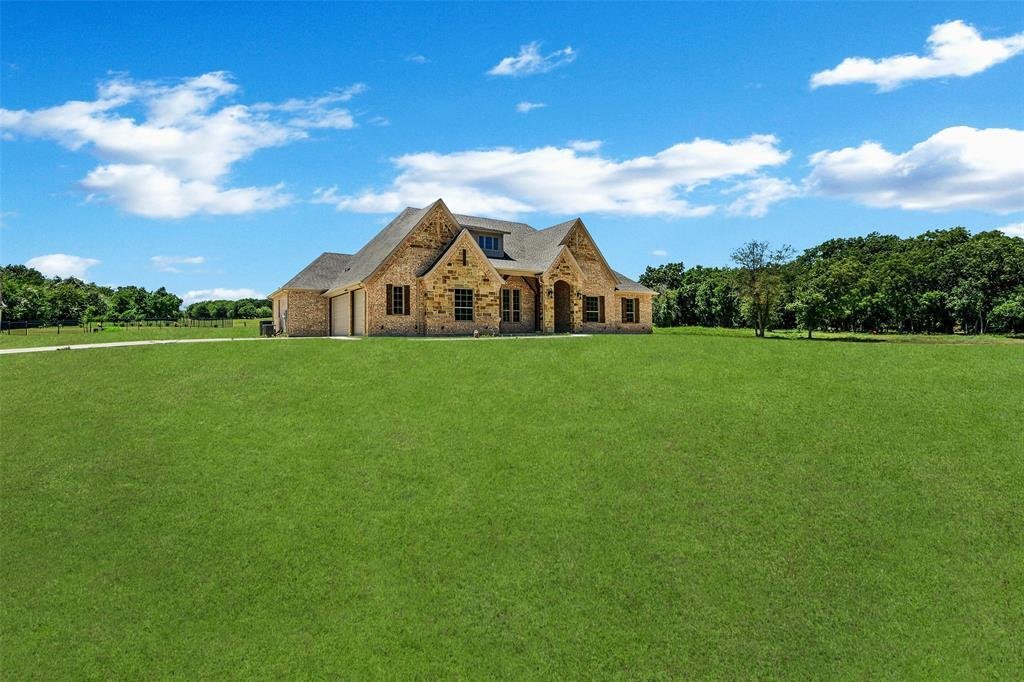 House in Weatherford, Texas, United States 2 - 16516219