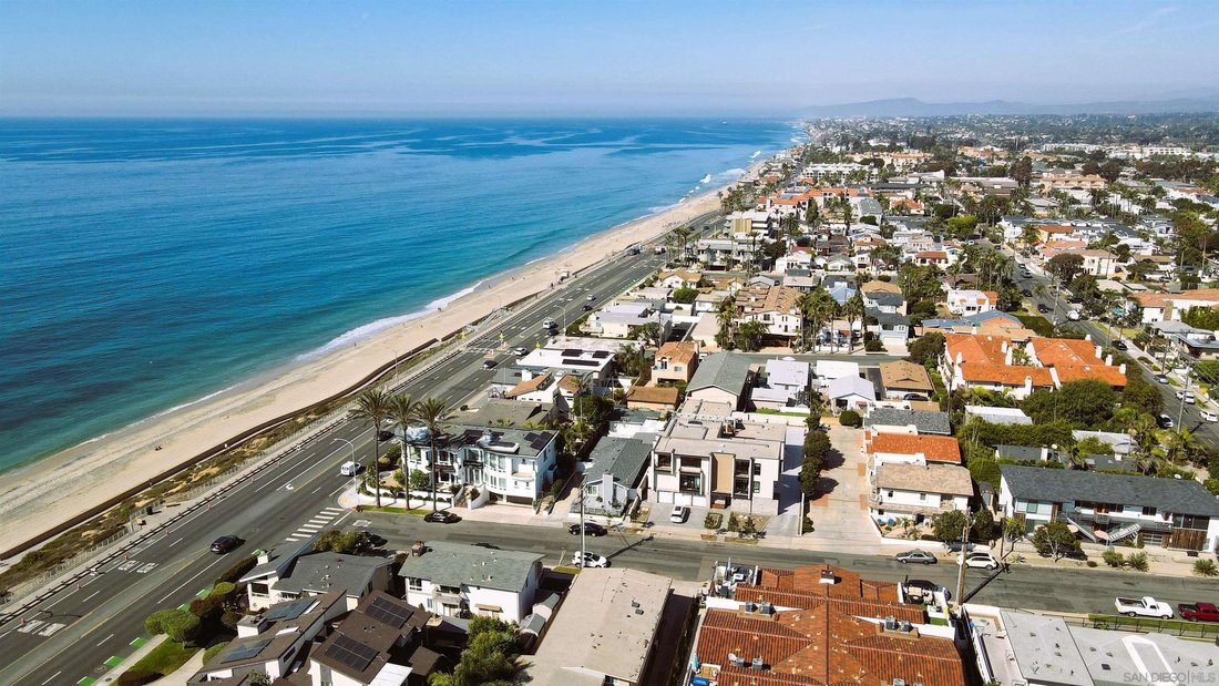 Carlsbad, California, United States 4 - 16522498