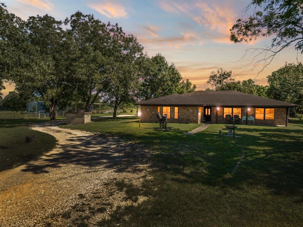 House in Waco, Texas, United States 1 - 16517135