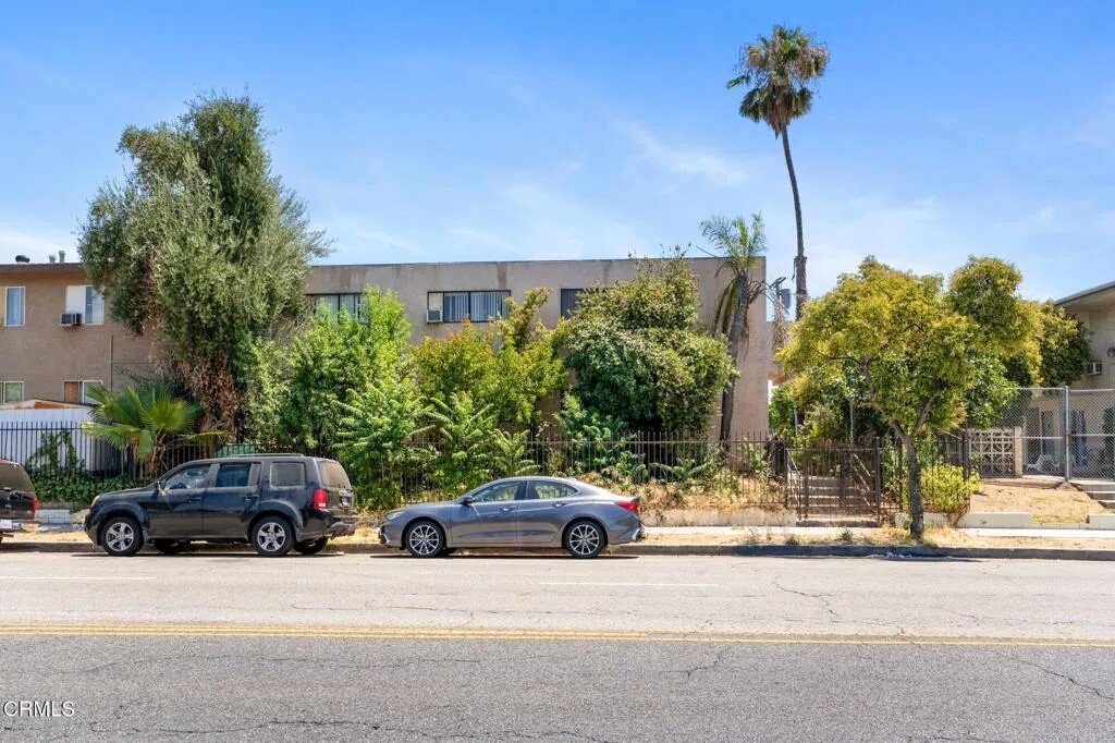 Los Angeles, California, United States 1 - 16524258