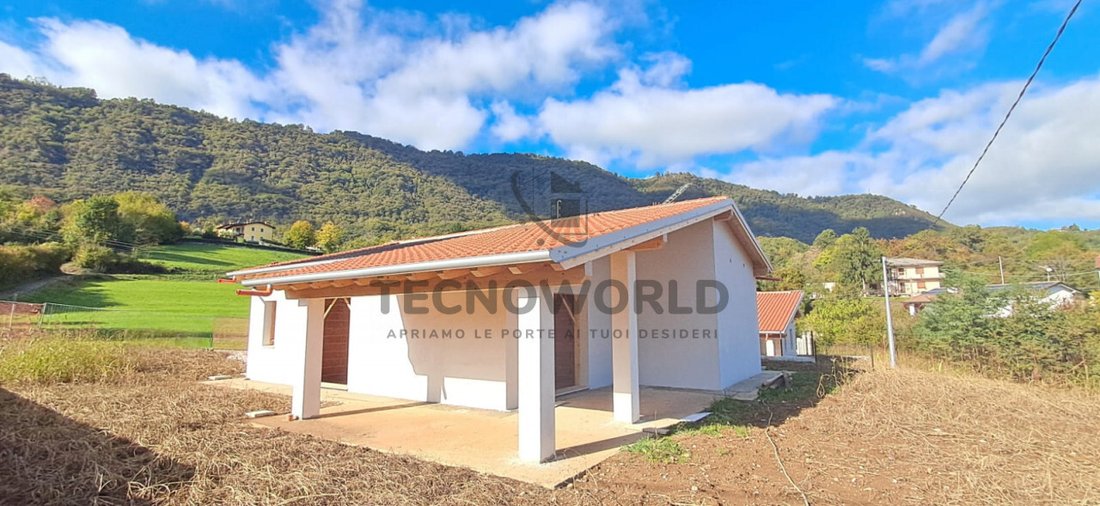 Villa in Guzan, Veneto, Italy 1 - 16530289