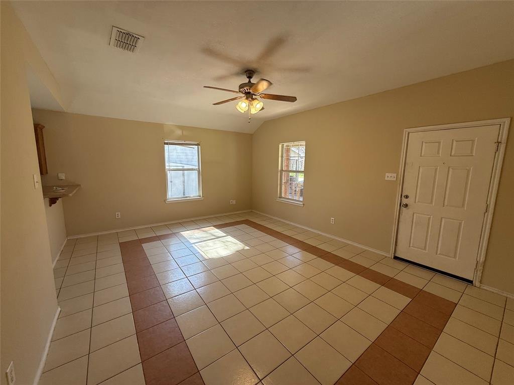 Azle, Texas, United States 4 - 16516814