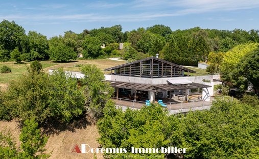 House in Bouliac, Nouvelle-Aquitaine, France 1