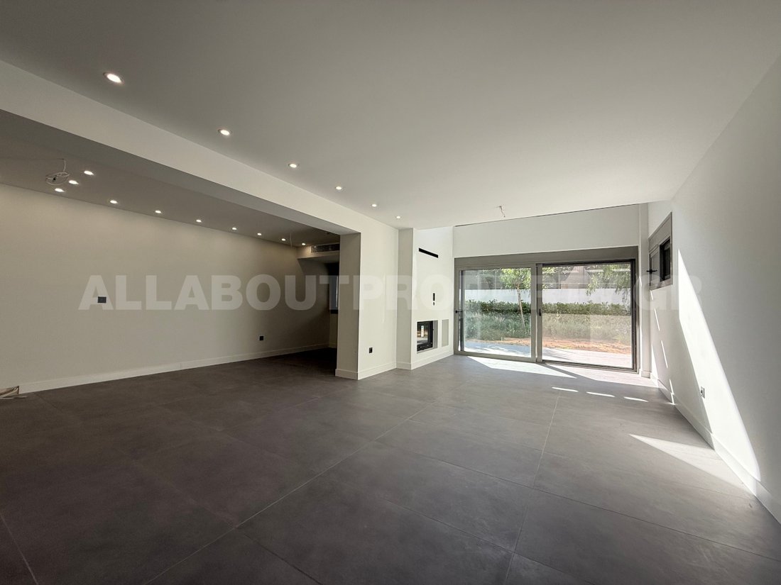 Apartment in Cholargos, Attica, Greece 1 - 16530527