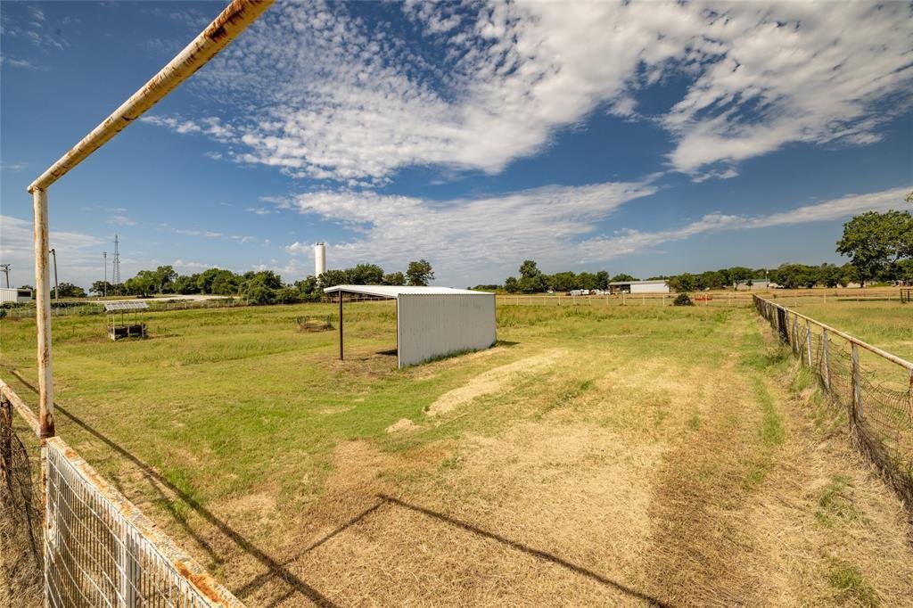 Springtown, Texas, United States 3 - 16516590