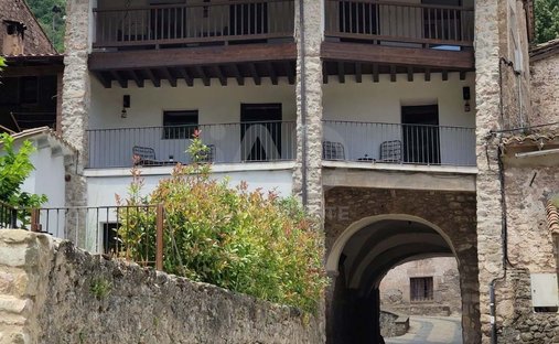 Villa à la Vall d'en Bas, Catalogne, Espagne 1