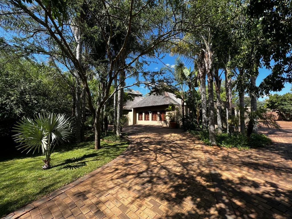 House in Seshego-A, Limpopo, South Africa 5 - 16528609
