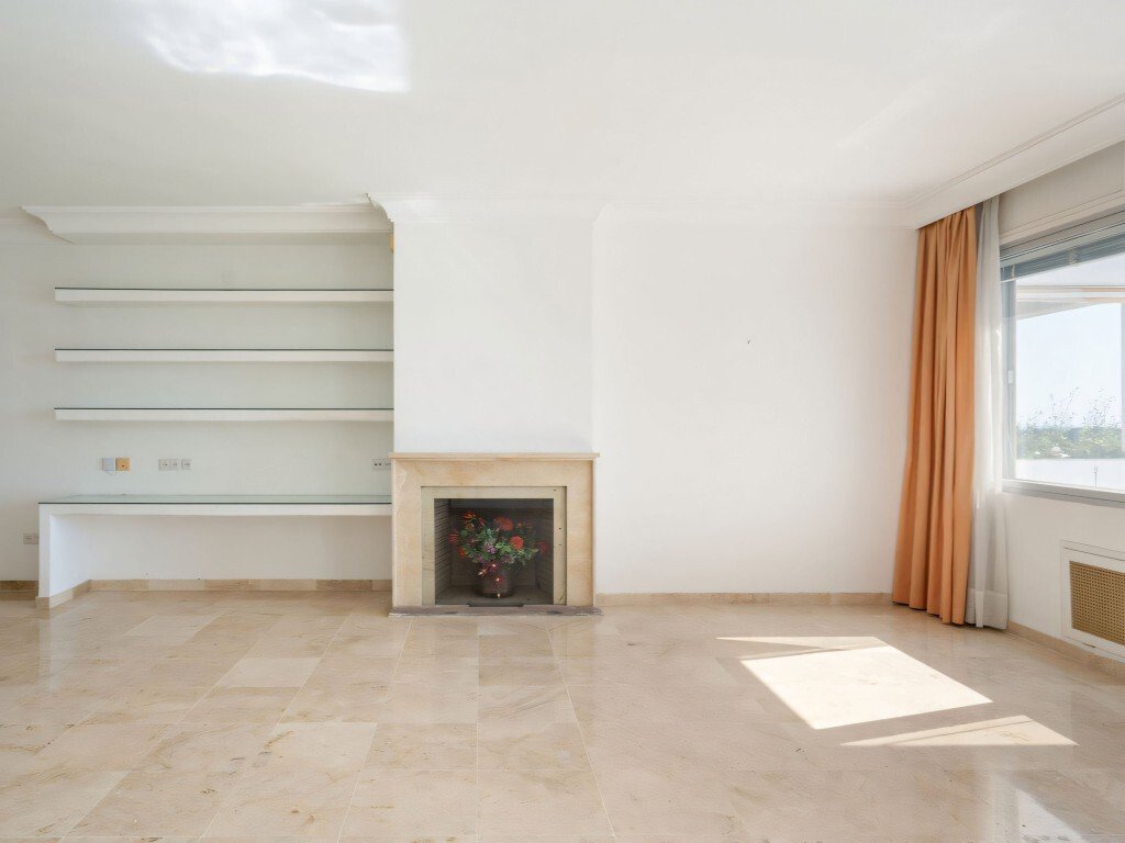 Apartment in Guadalmina Alta, San Pedro de Alcantara, Spain 4 - 16529398