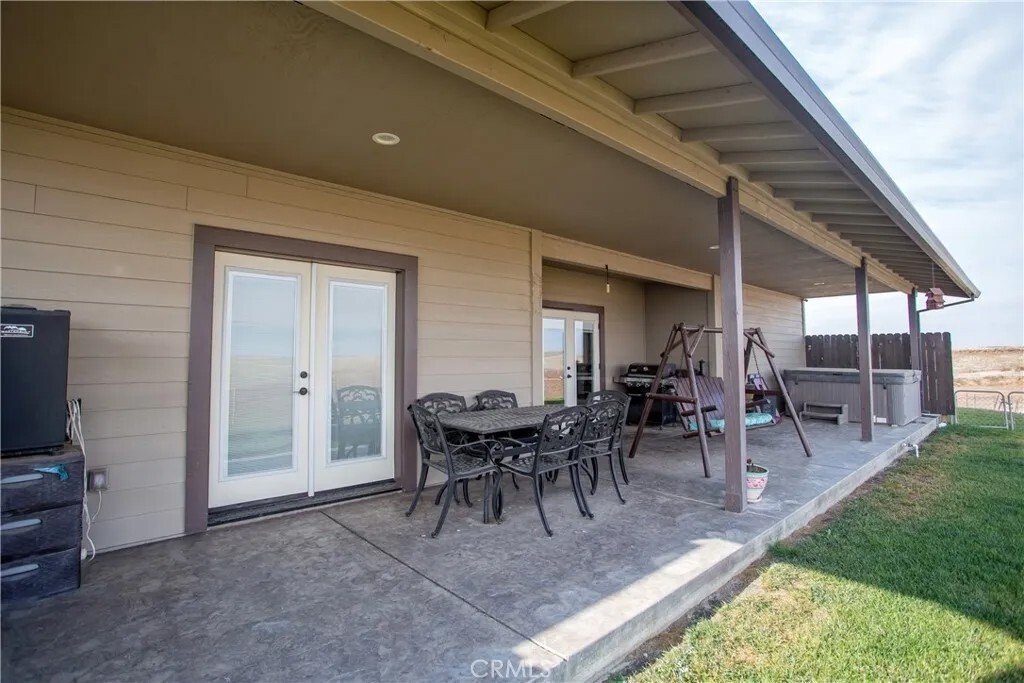 House in Orland, California, United States 5 - 16525768