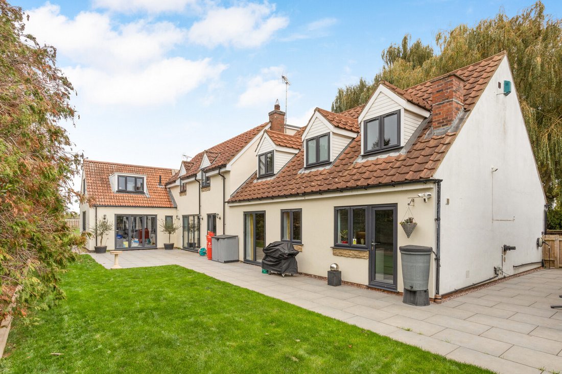 House in Great Doddington, England 4 - 16529349