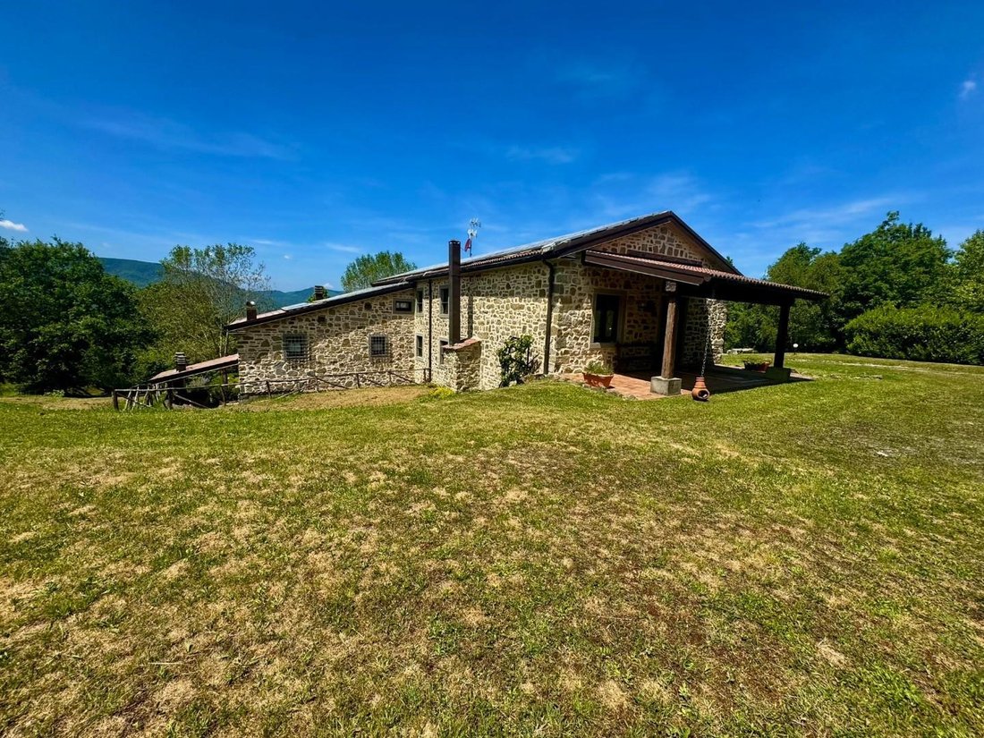 Farm Ranch in Firenzuola, Tuscany, Italy 4 - 16529079