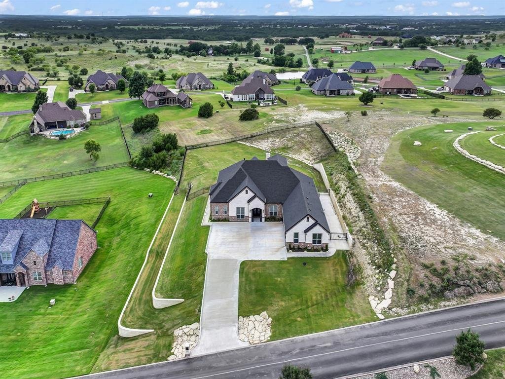 House in Weatherford, Texas, United States 2 - 16517122