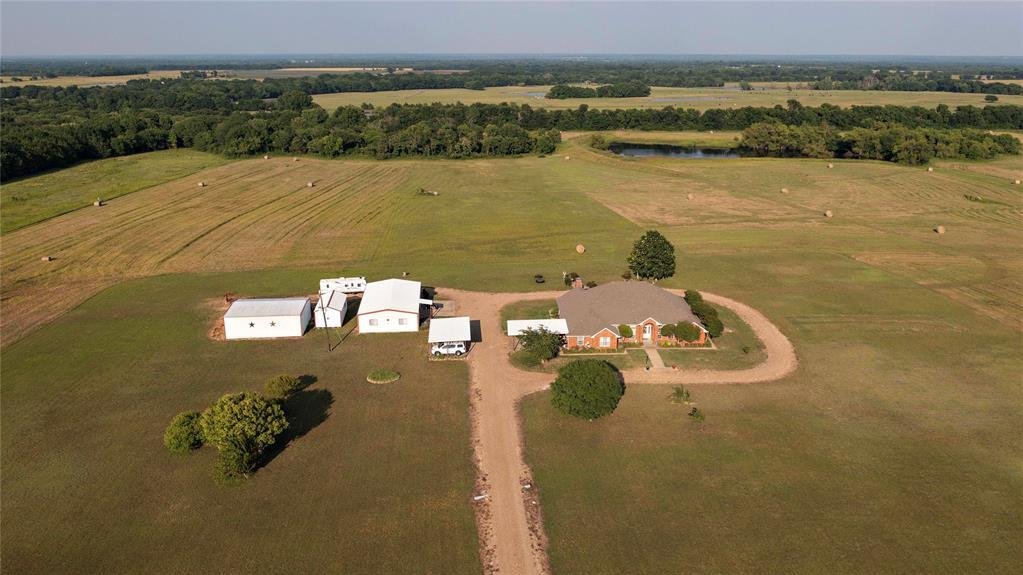 House in Bonham, Texas, United States 2 - 16515648