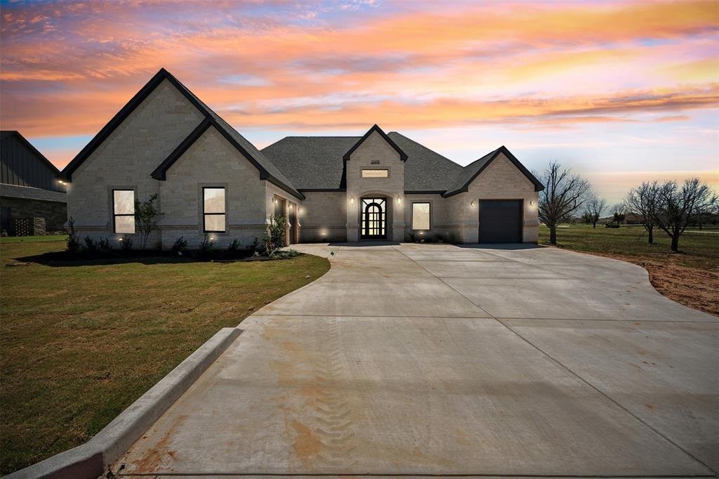 House in Granbury, Texas, United States 2 - 16516151