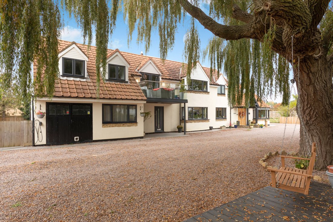 House in Great Doddington, England 2 - 16529349