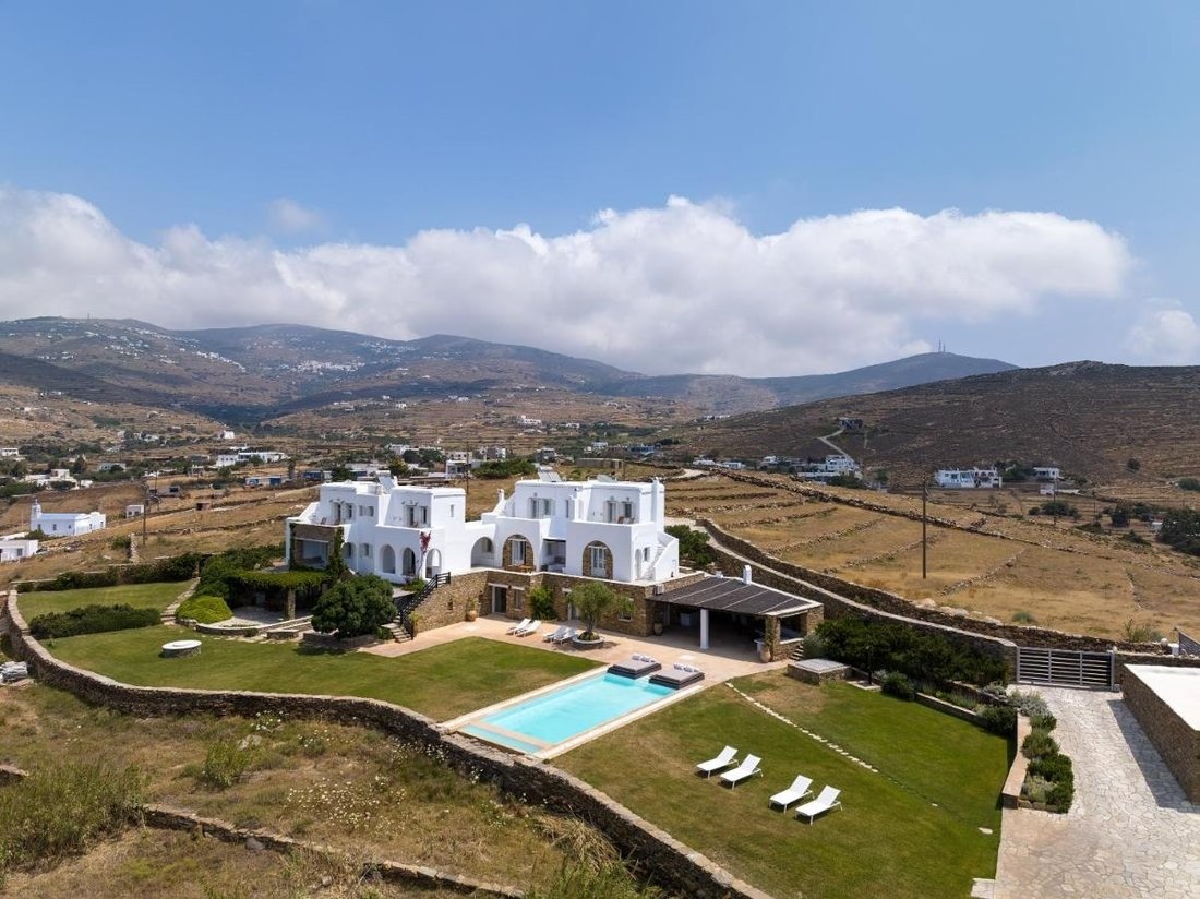 Villa in Tinos, Aegean, Greece 1 - 14854379