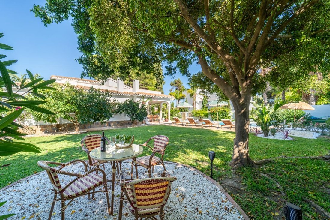Villa in Estepona, Andalusia, Spain 5 - 16528953