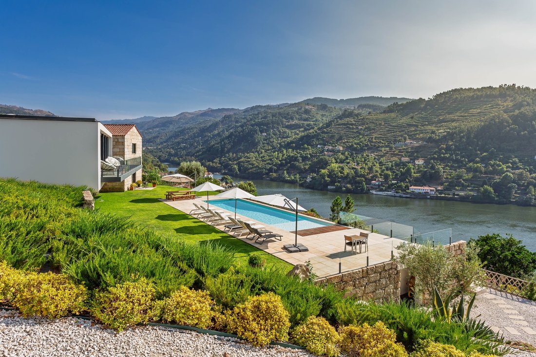 Villa in Ancede e Ribadouro, Porto District, Portugal 1 - 16486322