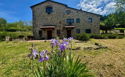 Azienda agricola a Firenzuola, Toscana, Italia 1
