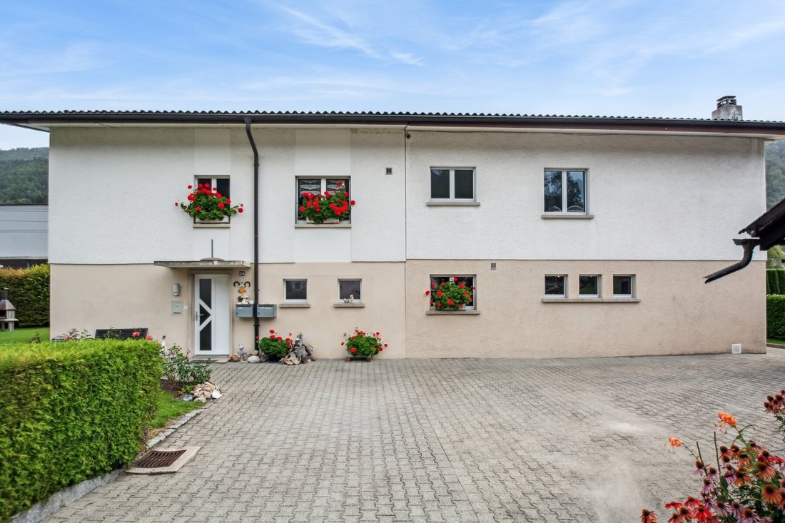 Superb Opportunity, 4.5 Room House Ideal For A Family