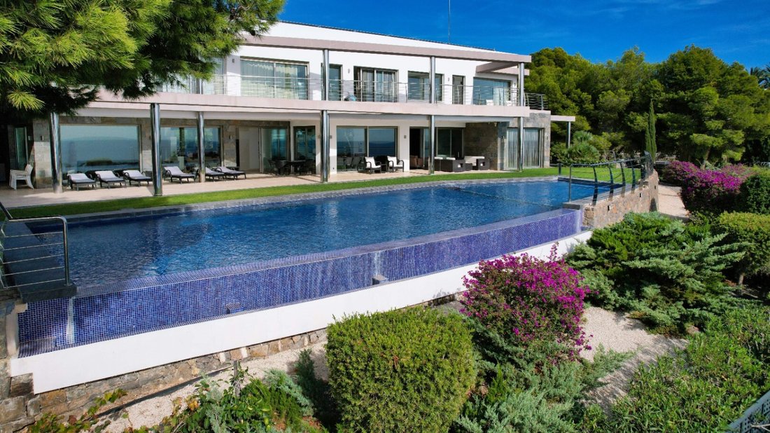 Villa in Zona de Mascarat, Valencian Community, Spain 3 - 14951408