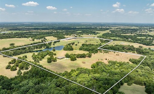 House in Farmersville, Texas, United States 1