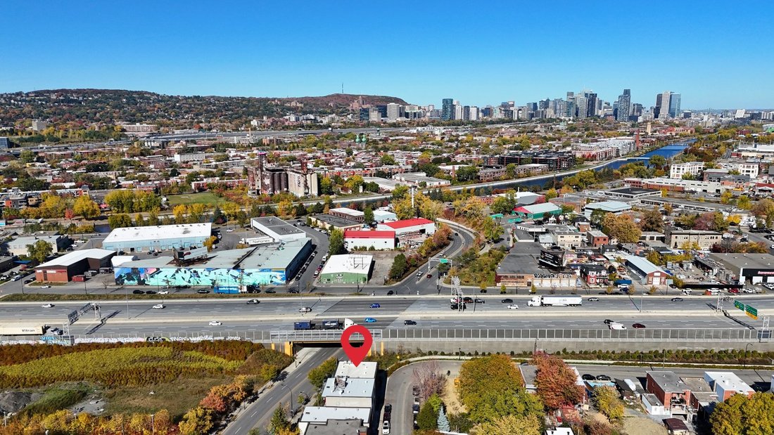 Autres à Montréal, Québec, Canada 5 - 16529535