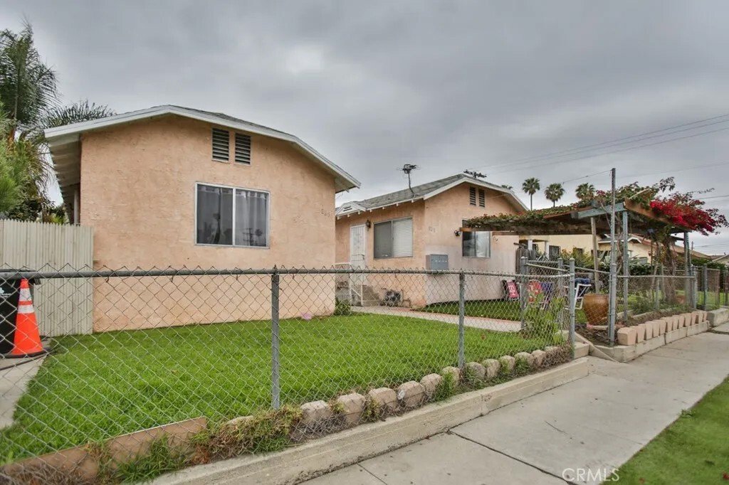 Los Angeles, California, United States 3 - 16522124