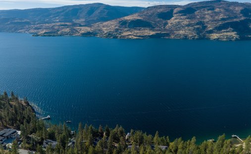 Terrain à Kelowna, Colombie-Britannique, Canada 1