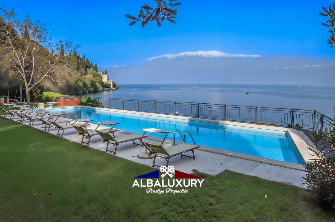 Villa in Center, Toscolano, Lombardy 5 - 15347467