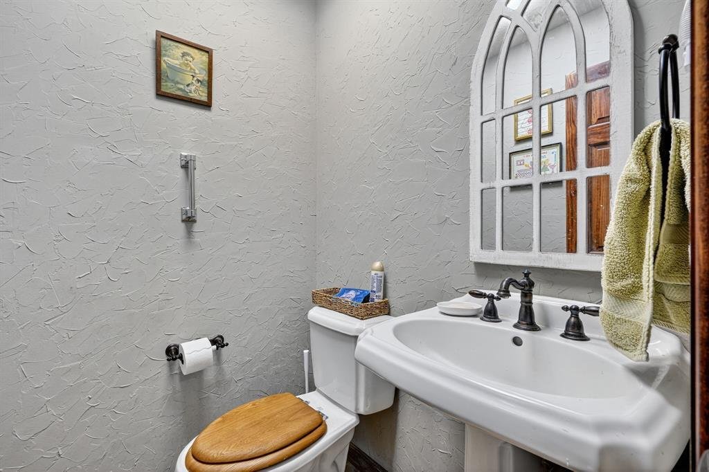 House in Hamilton, Texas, United States 5 - 16516043