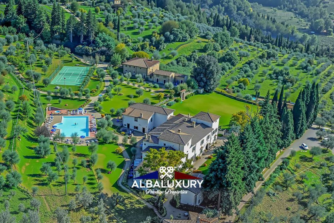 Villa in Pelago, Tuscany, Italy 1 - 15347280