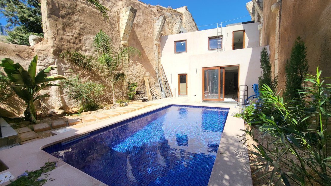 Townhouse in Binissalem, Balearic Islands, Spain 1 - 16529732
