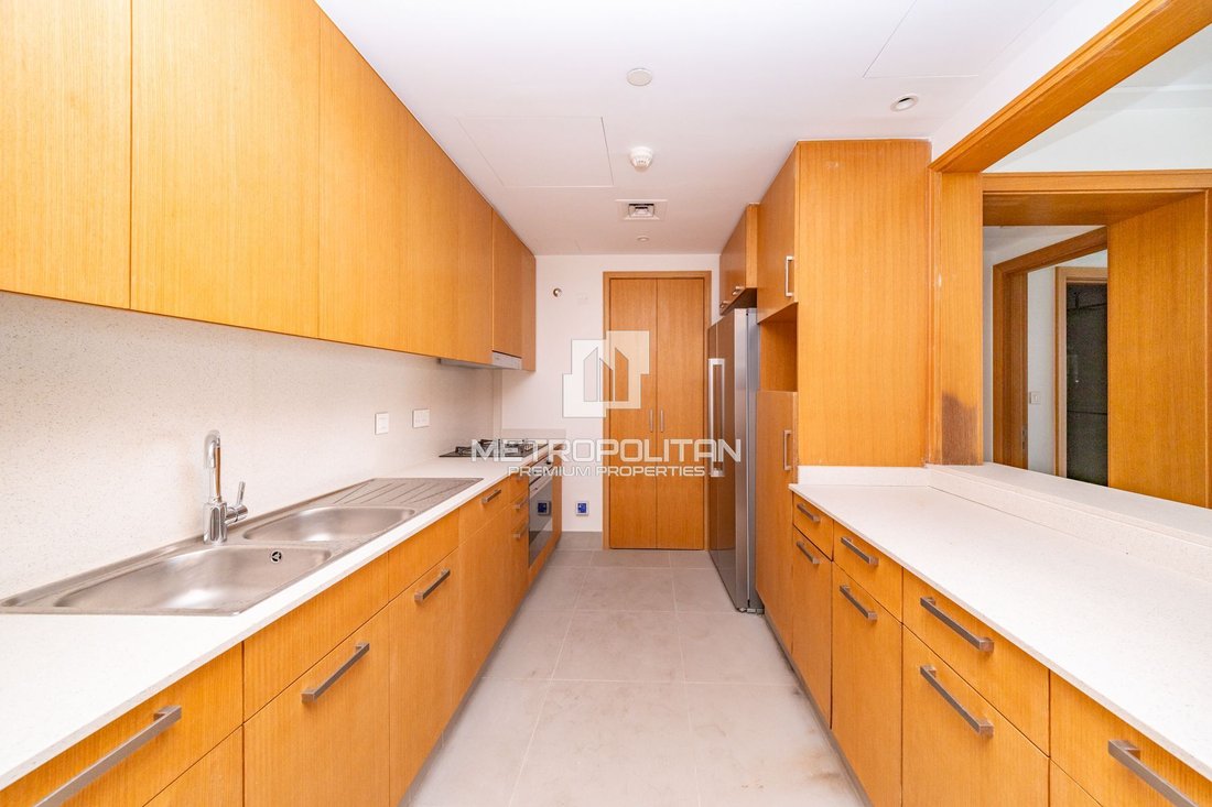 Apartment in Burj Khalifa Lake, Downtown Dubai, Dubai 3 - 16522718