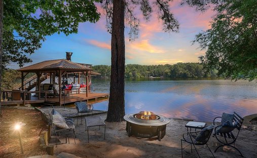 House in Holly Lake Ranch, Texas, United States 1