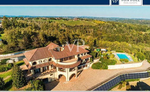 House in Valfenera, Piedmont, Italy 1