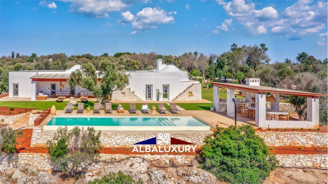 Villa in Tamburroni-Grottone-Rosara, Ostuni, Apulia 1 - 15347518