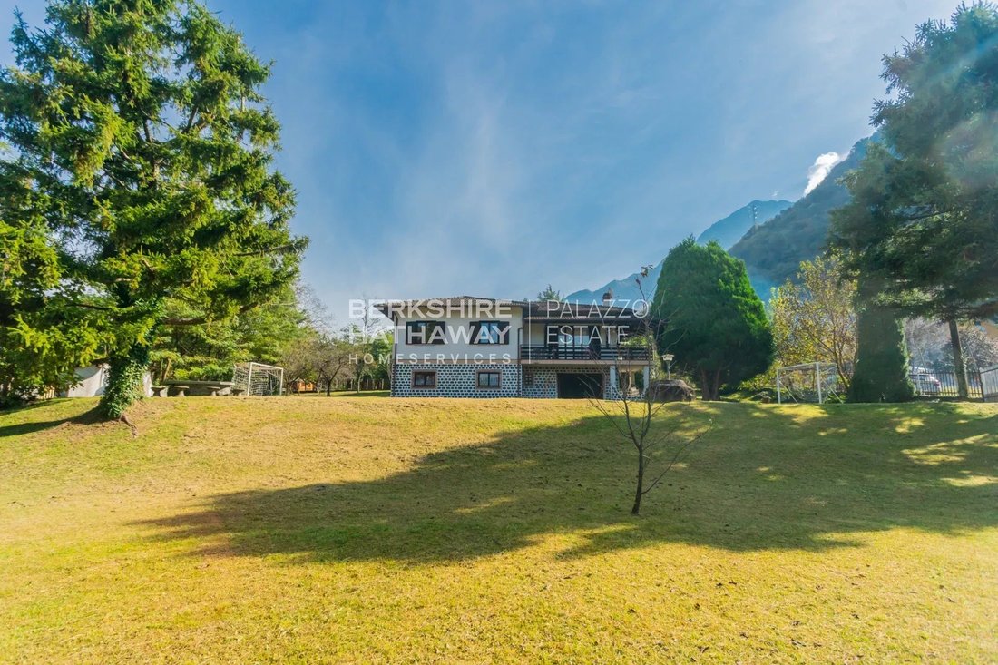 Villa in Colico Piano, Lombardy, Italy 5 - 14491367