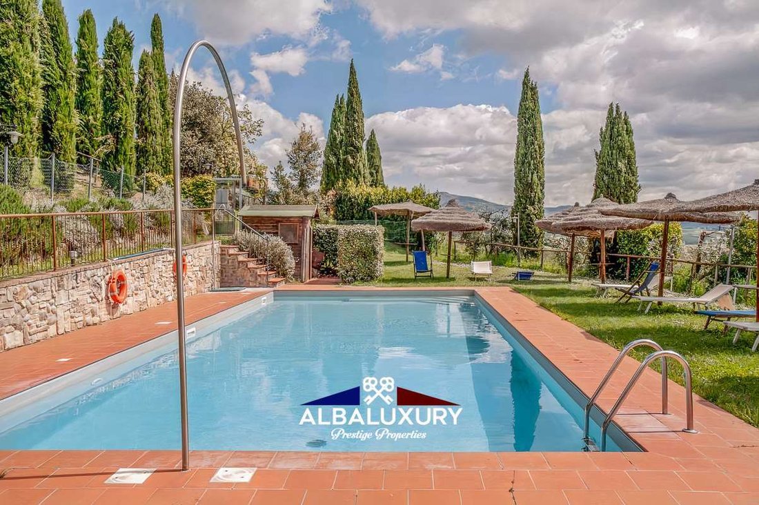 Villa in Center, Cerreto Guidi, Tuscany 3 - 15347443
